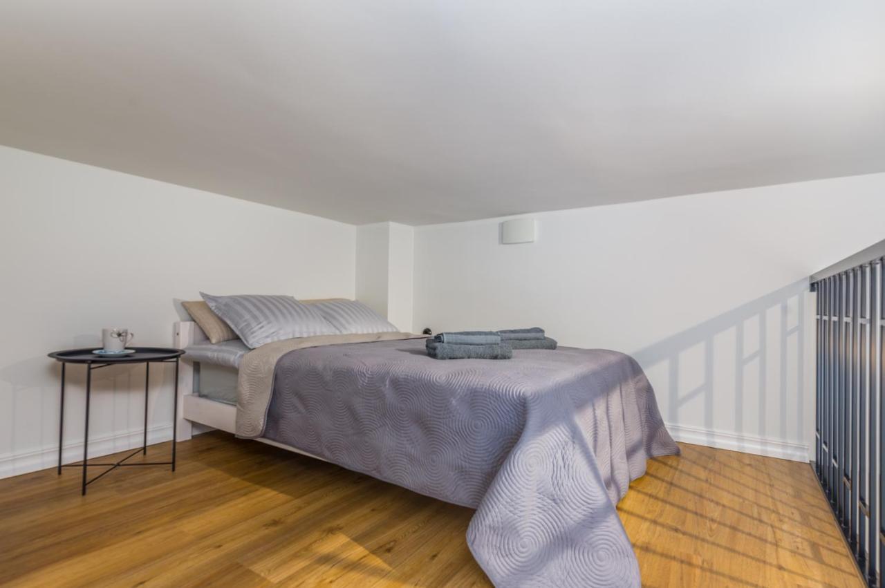 Apartamento Cosy Duo Loft - Self Check-In Tartu Exterior foto